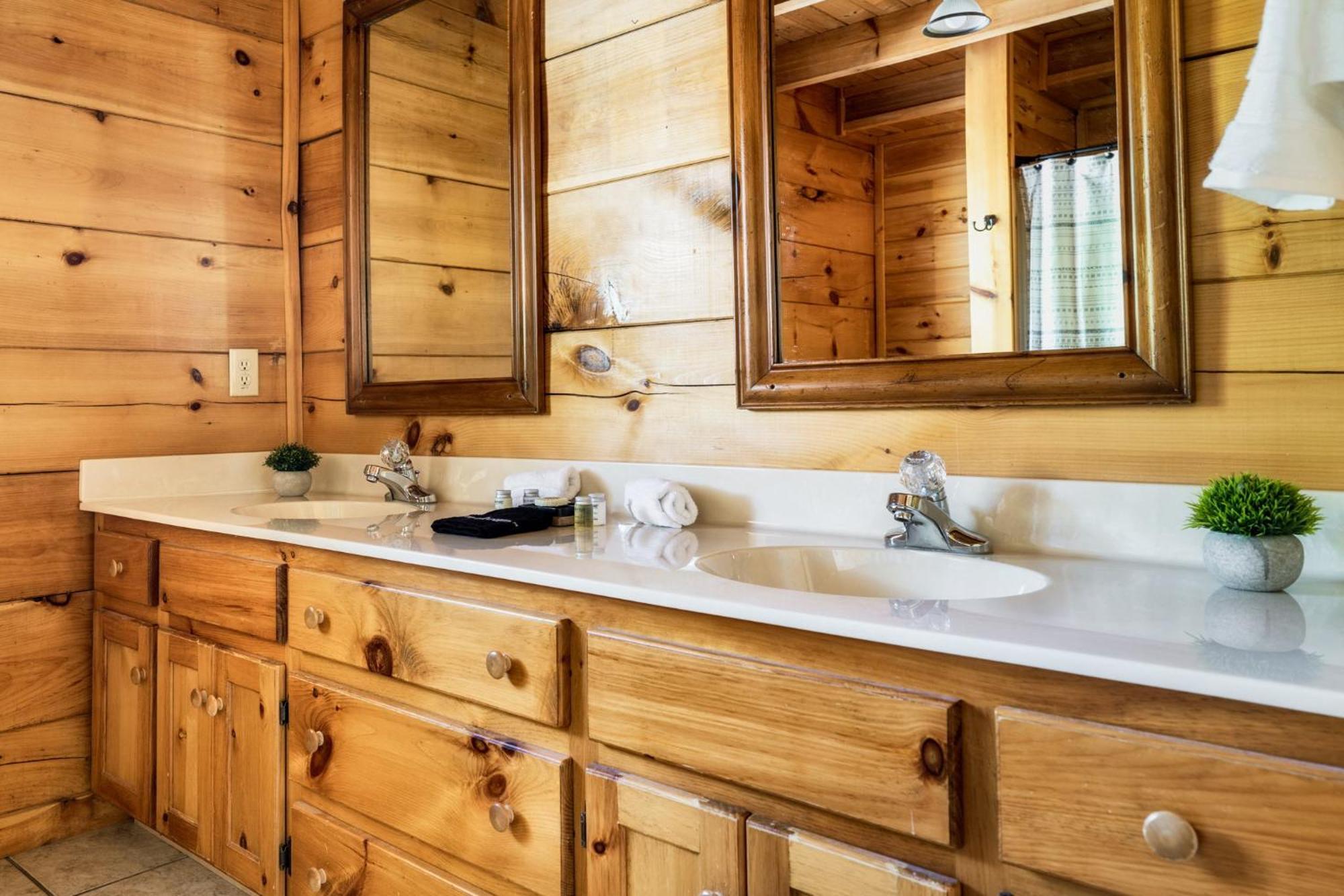Alpine Resort Near Dollywood, Hot Tub, Game Room, Outdoor Pool, Fast Wifi بيدجن فورج المظهر الخارجي الصورة